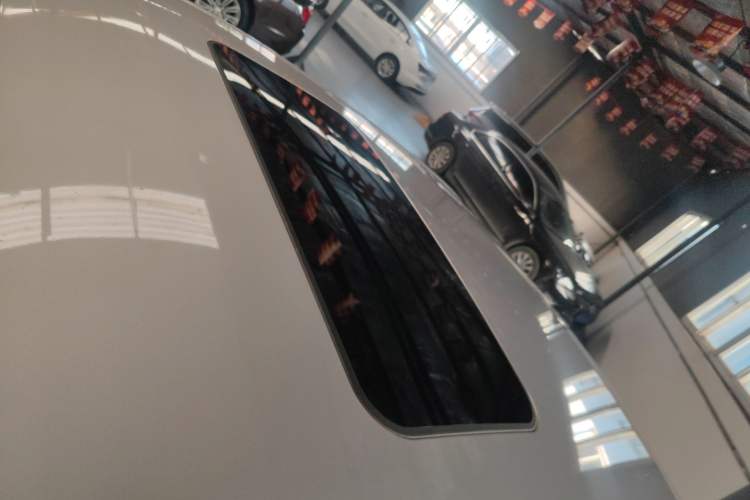 Used Baojun RC-5 2020 1.5T Manual Smart Luxury Edition Roof