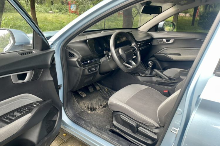 Used Baojun RC-6 2019 1.5T Manual Elite Version with 24-Hour Online Service Interior 3