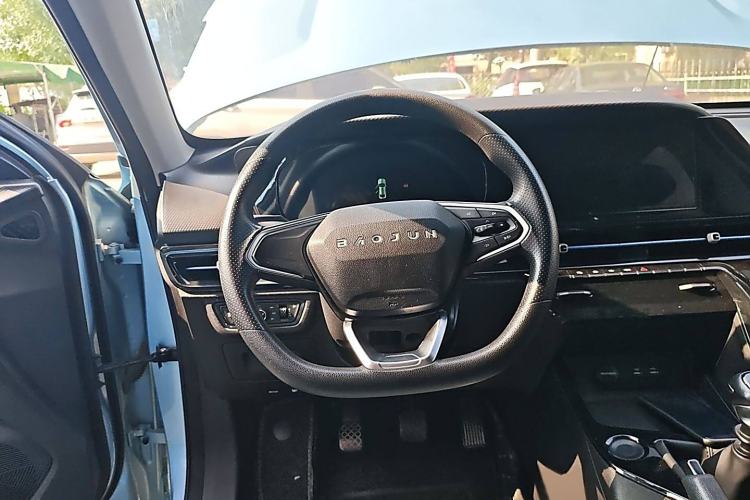 Used Baojun RC-6 2019 1.5T Manual Elite Version with 24-Hour Online Service Steering Wheel