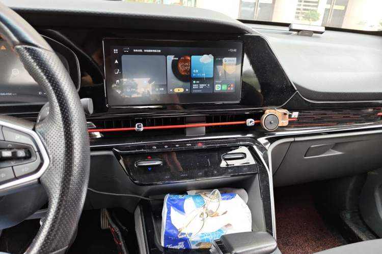Used Baojun RC-6 2019 1.5T CVT 24-Hour Online Luxury Edition Audio And AC Panel
