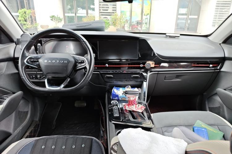 Used Baojun RC-6 2019 1.5T CVT 24-Hour Online Luxury Edition Center Console