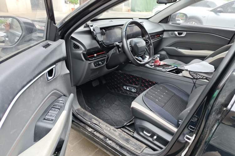 Used Baojun RC-6 2019 1.5T CVT 24-Hour Online Luxury Edition Driver Seat