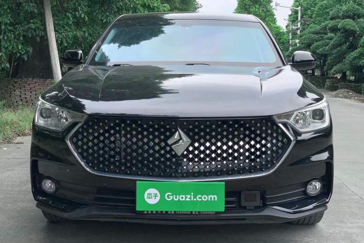 Used Baojun RC-6 2019 1.5T CVT Elite Version with 24-Hour Online Service Front