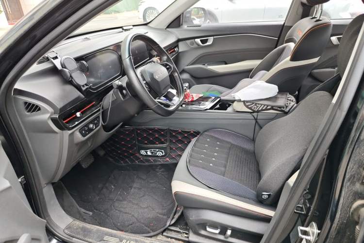 Used Baojun RC-6 2019 1.5T CVT 24-Hour Online Luxury Edition Left Front Seat