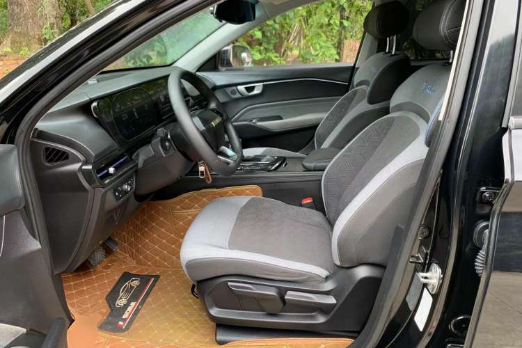 Used Baojun RC-6 2019 1.5T CVT Elite Version with 24-Hour Online Service Left Front Seat