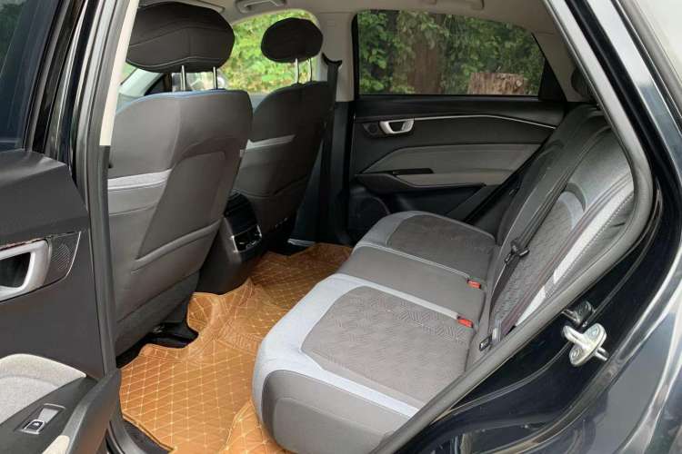 Used Baojun RC-6 2019 1.5T CVT Elite Version with 24-Hour Online Service Left Rear Seat