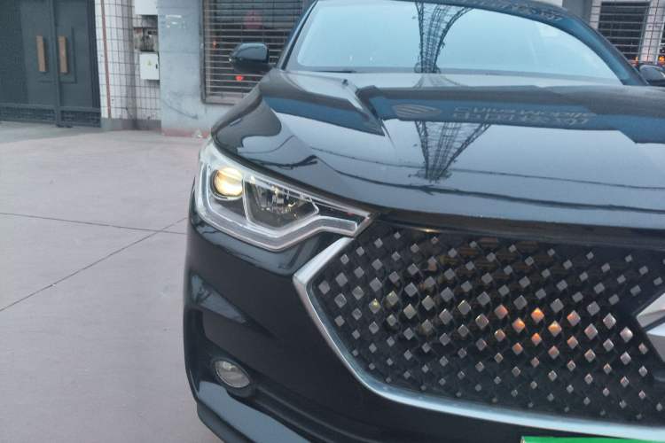 Used Baojun RC-6 2019 1.5T Manual 24-Hour Online Luxury Version Right Front Headlight