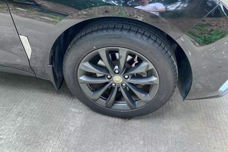 Used Baojun RC-6 2019 1.5T CVT Elite Version with 24-Hour Online Service Right Front Wheel Hub