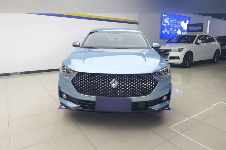 Used Baojun RC-6 2019 1.5T CVT 24-Hour Online Prestige Edition Front