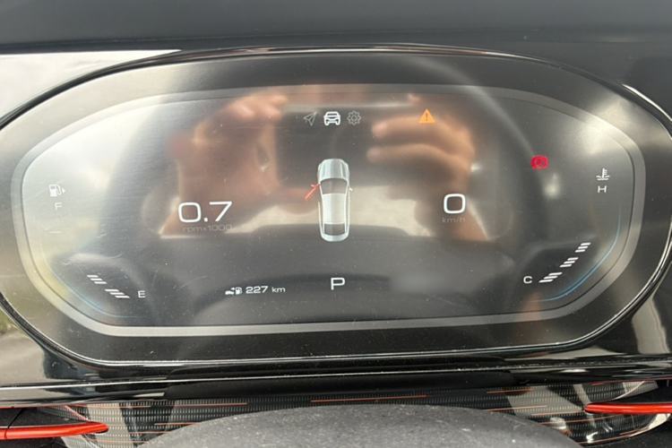 Used Baojun RC-6 2019 1.5T CVT 24-Hour Online Luxury Edition Interior 12