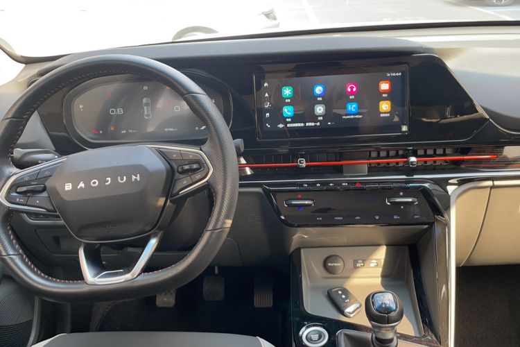Used Baojun RC-6 2019 1.5T Manual 24-Hour Online Luxury Version Interior 3