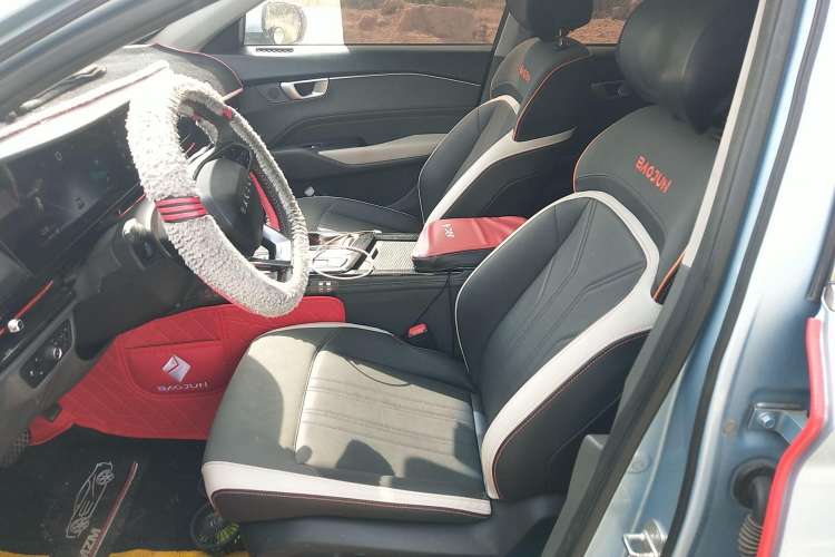 Used Baojun RC-6 2019 1.5T CVT 24-Hour Online Flagship Edition Left Front Seat