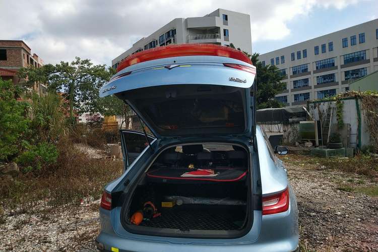 Used Baojun RC-6 2019 1.5T CVT 24-Hour Online Flagship Edition Trunk