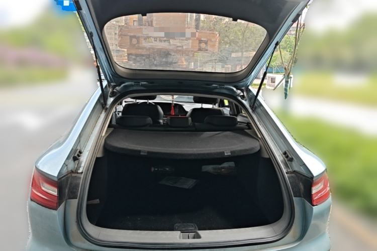 Used Baojun RC-6 2019 1.5T CVT 24-Hour Online Luxury Edition Trunk