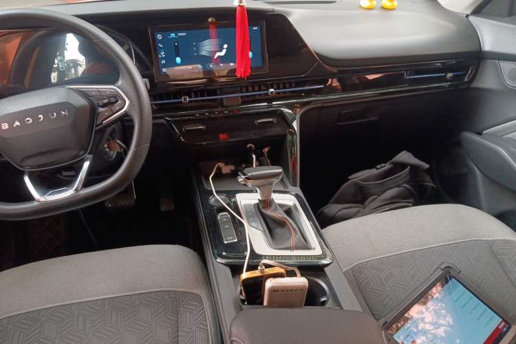 Used Baojun RC-6 2019 1.5T CVT Elite Version with 24-Hour Online Service Audio And AC Panel