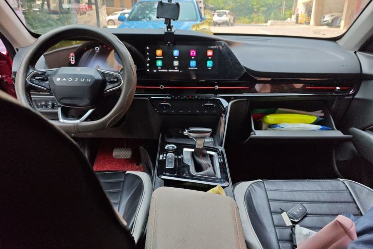 Used Baojun RC-6 2019 1.5T CVT 24-Hour Online Prestige Edition Center Console