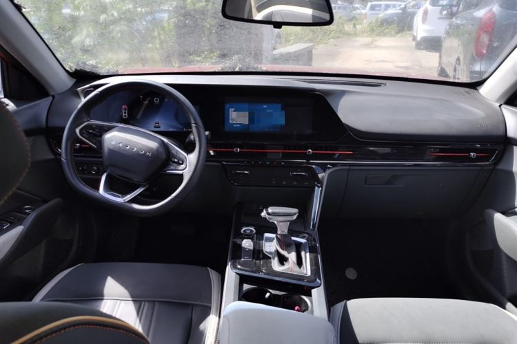 Used Baojun RC-6 2019 1.5T CVT 24-Hour Online Prestige Edition Center Console