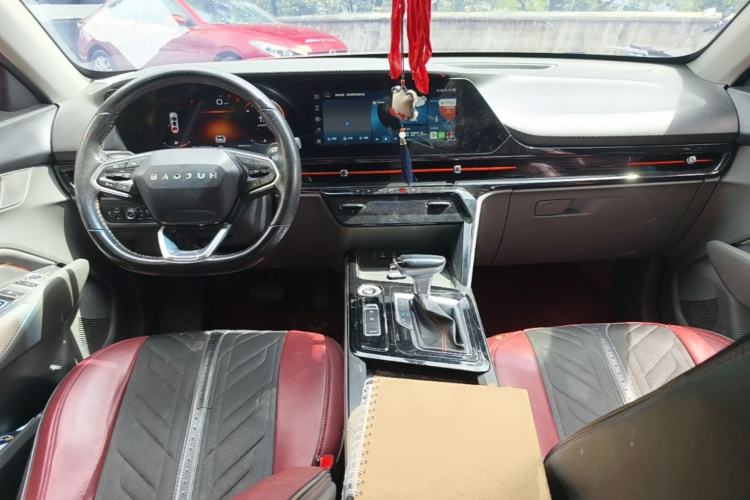 Used Baojun RC-6 2019 1.5T CVT 24-Hour Online Prestige Edition Center Console