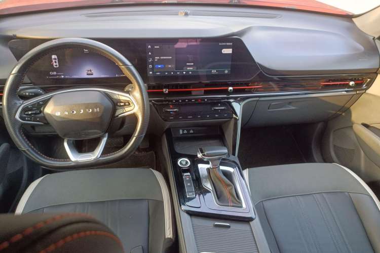 Used Baojun RC-6 2019 1.5T CVT 24-Hour Online Prestige Edition Center Console