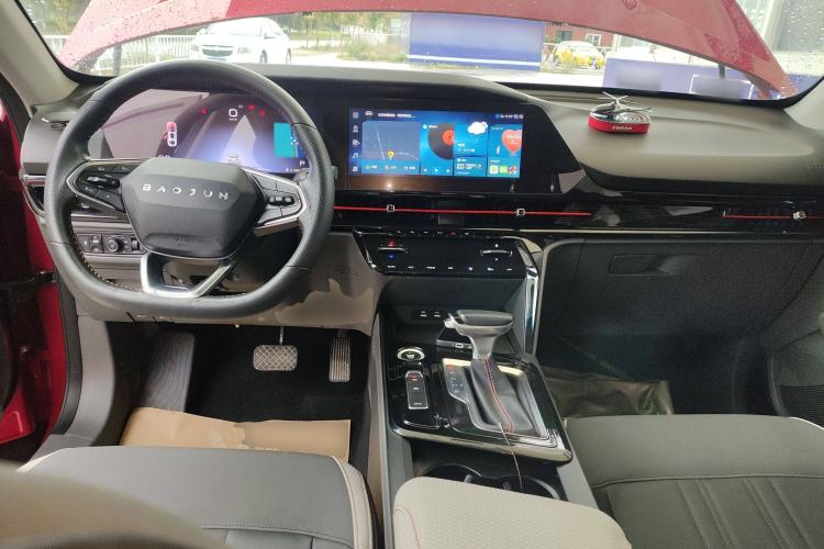 Used Baojun RC-6 2019 1.5T CVT 24-Hour Online Prestige Edition Center Console