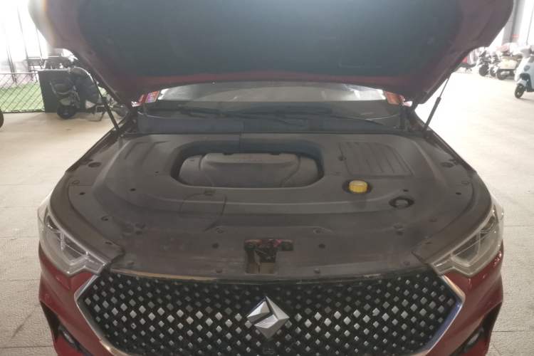 Used Baojun RC-6 2019 1.5T CVT 24-Hour Online Prestige Edition Engine Bay