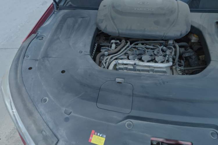 Used Baojun RC-6 2019 1.5T CVT 24-Hour Online Prestige Edition Engine Bay Right