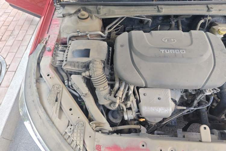 Used Baojun RC-6 2019 1.5T CVT 24-Hour Online Prestige Edition Engine Bay Right
