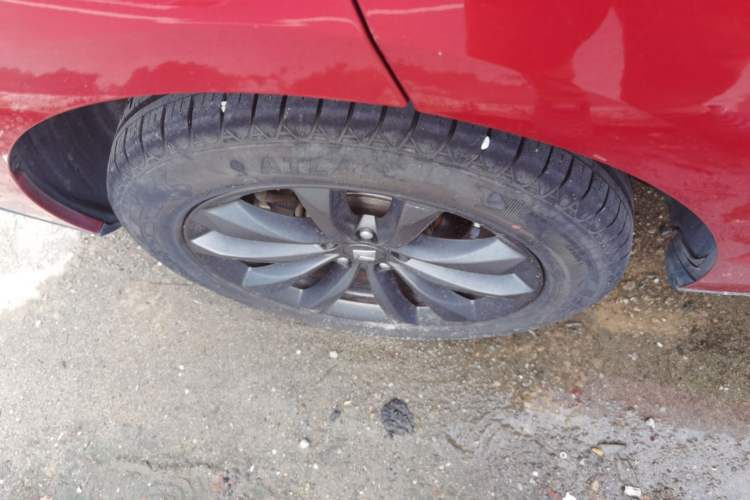 Used Baojun RC-6 2019 1.5T CVT 24-Hour Online Luxury Edition Exterior 3