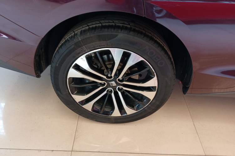 Used Baojun RC-6 2019 1.5T CVT 24-Hour Online Prestige Edition Exterior 5
