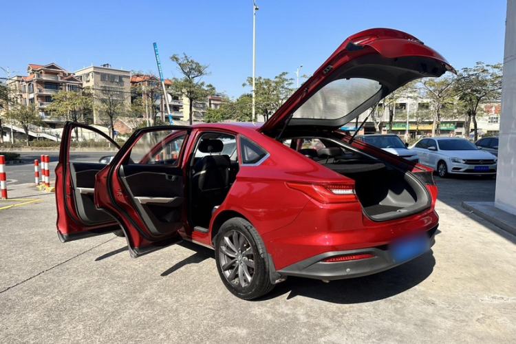Used Baojun RC-6 2019 1.5T CVT 24-Hour Online Luxury Edition Exterior 9