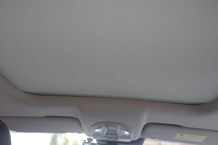 Used Baojun RC-6 2019 1.5T CVT 24-Hour Online Prestige Edition Headliner