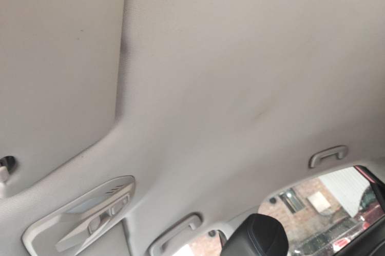 Used Baojun RC-6 2019 1.5T Manual Elite Version with 24-Hour Online Service Headliner