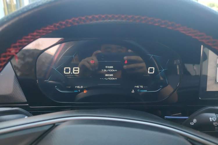 Used Baojun RC-6 2019 1.5T Manual Elite Version with 24-Hour Online Service Instrument Cluster