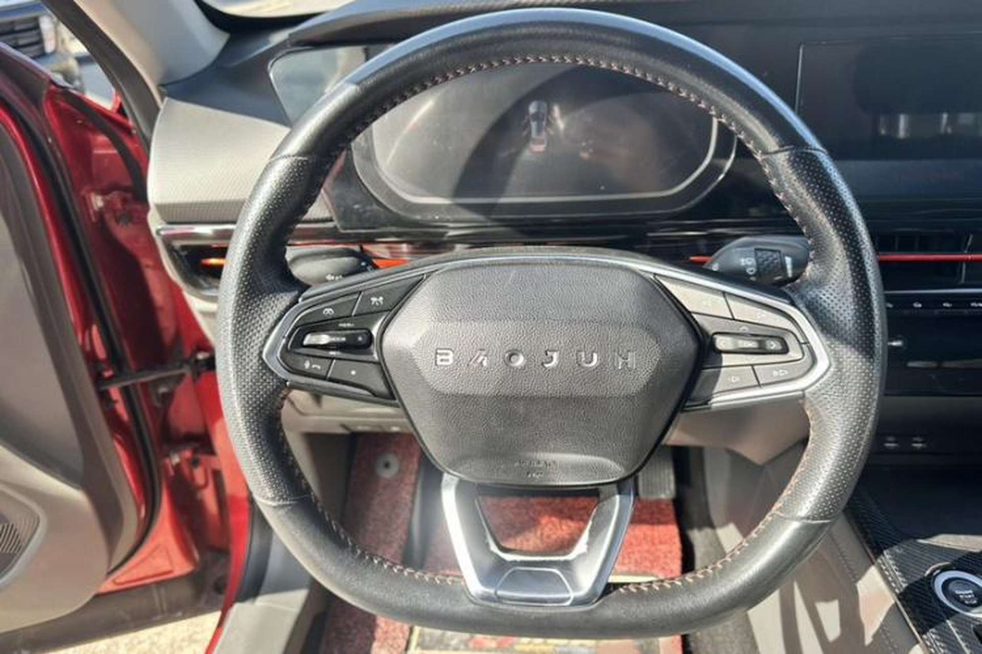 Used Baojun RC-6 2019 1.5T CVT 24-Hour Online Luxury Edition Interior 1