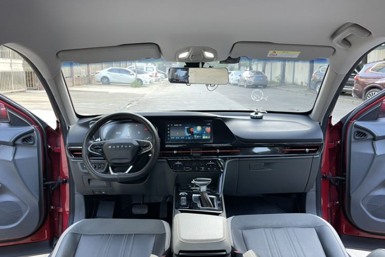 Used Baojun RC-6 2019 1.5T CVT 24-Hour Online Luxury Edition Interior 8