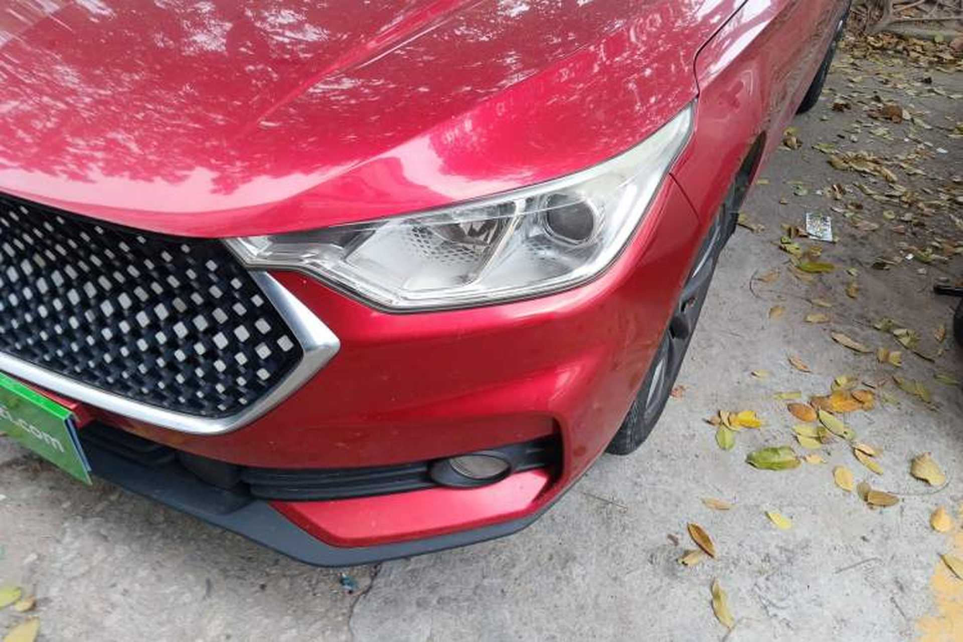 Used Baojun RC-6 2019 1.5T CVT Elite Version with 24-Hour Online Service Left Front Headlight