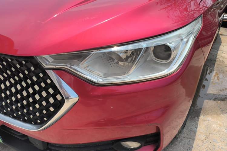 Used Baojun RC-6 2019 1.5T CVT Elite Version with 24-Hour Online Service Left Front Headlight