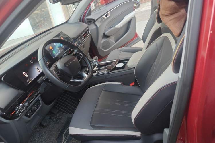 Used Baojun RC-6 2019 1.5T CVT 24-Hour Online Prestige Edition Left Front Seat
