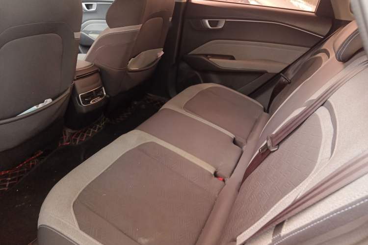 Used Baojun RC-6 2019 1.5T CVT Elite Version with 24-Hour Online Service Left Rear Seat