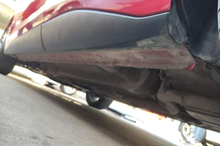 Used Baojun RC-6 2019 1.5T CVT 24-Hour Online Prestige Edition Left Side Sill