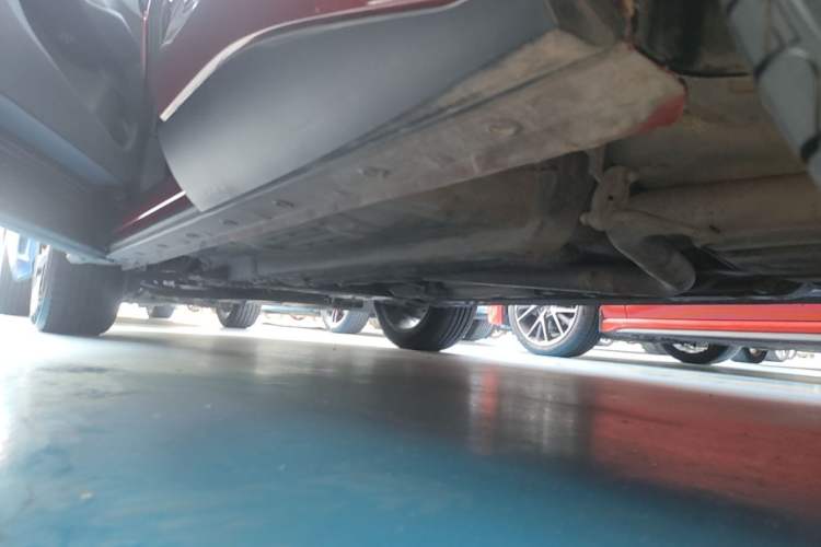 Used Baojun RC-6 2019 1.5T CVT 24-Hour Online Luxury Edition Left Side Sill