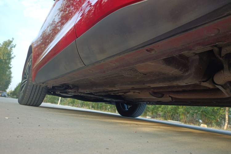 Used Baojun RC-6 2019 1.5T CVT 24-Hour Online Prestige Edition Left Side Sill