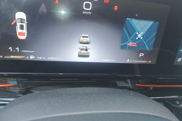 Used Baojun RC-6 2019 1.5T CVT 24-Hour Online Prestige Edition Odometer Close Up