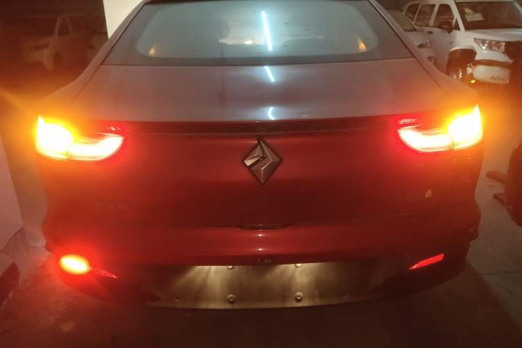 Used Baojun RC-6 2019 1.5T CVT 24-Hour Online Luxury Edition Rear