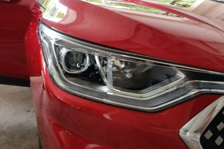 Used Baojun RC-6 2019 1.5T Manual 24-Hour Online Luxury Version Right Front Headlight