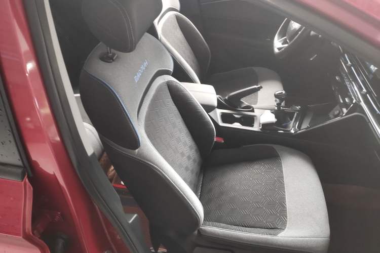 Used Baojun RC-6 2019 1.5T Manual Elite Version with 24-Hour Online Service Right Front Seat