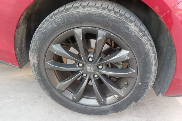 Used Baojun RC-6 2019 1.5T CVT Elite Version with 24-Hour Online Service Right Front Wheel Hub