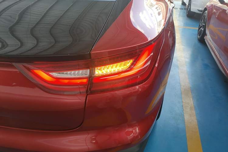 Used Baojun RC-6 2019 1.5T CVT 24-Hour Online Luxury Edition Right Rear Taillight