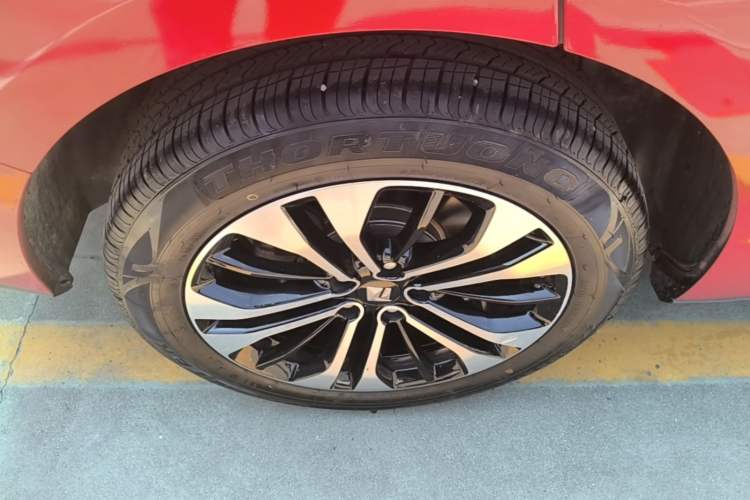Used Baojun RC-6 2019 1.5T CVT 24-Hour Online Prestige Edition Right Rear Wheel Hub