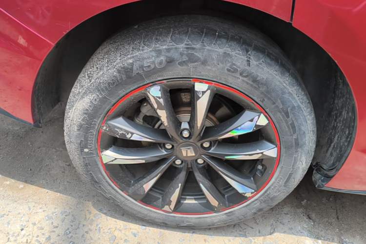 Used Baojun RC-6 2019 1.5T CVT Elite Version with 24-Hour Online Service Right Rear Wheel Hub